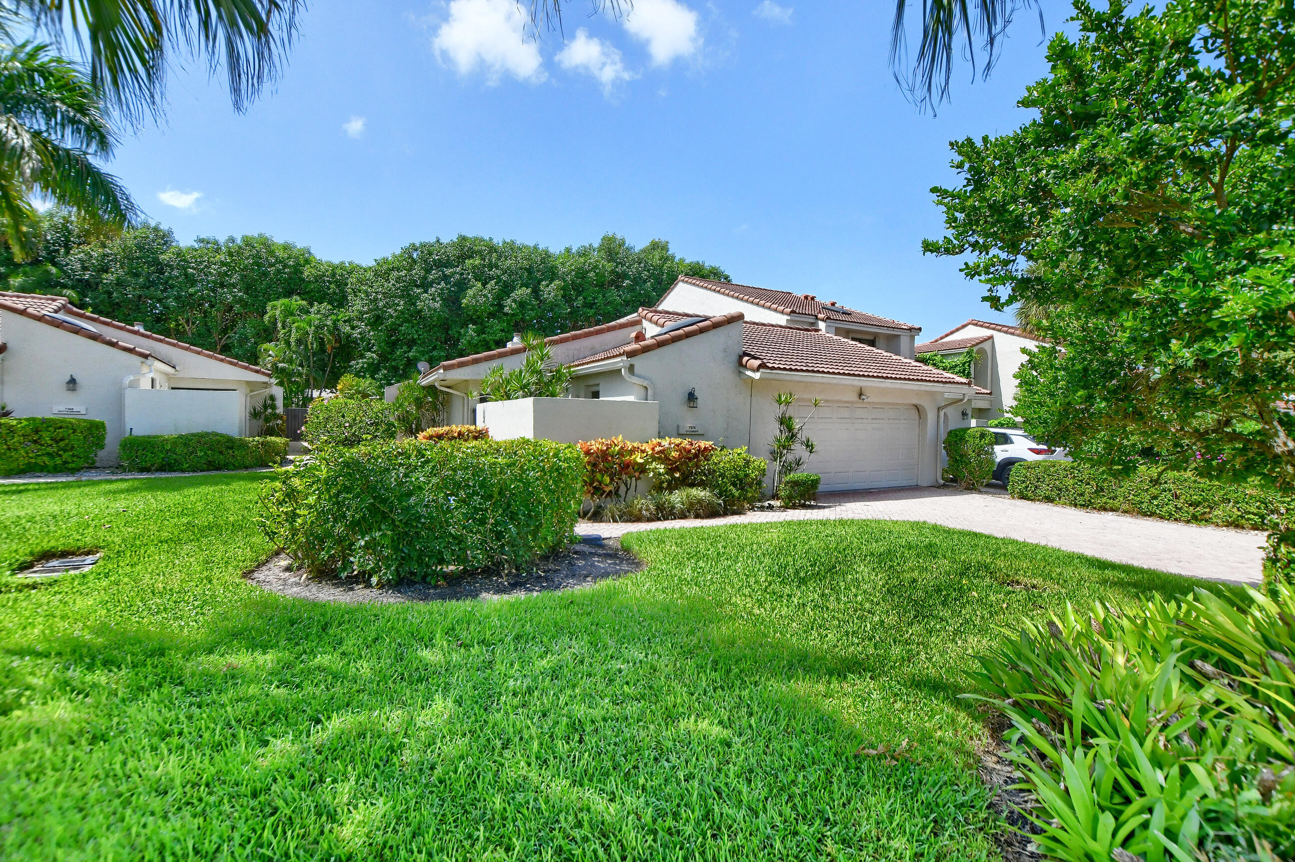 7374 Woodmont Court Boca Raton, FL 33434 - Photo 37 of 42 02_ebf_0010-hdr(5)