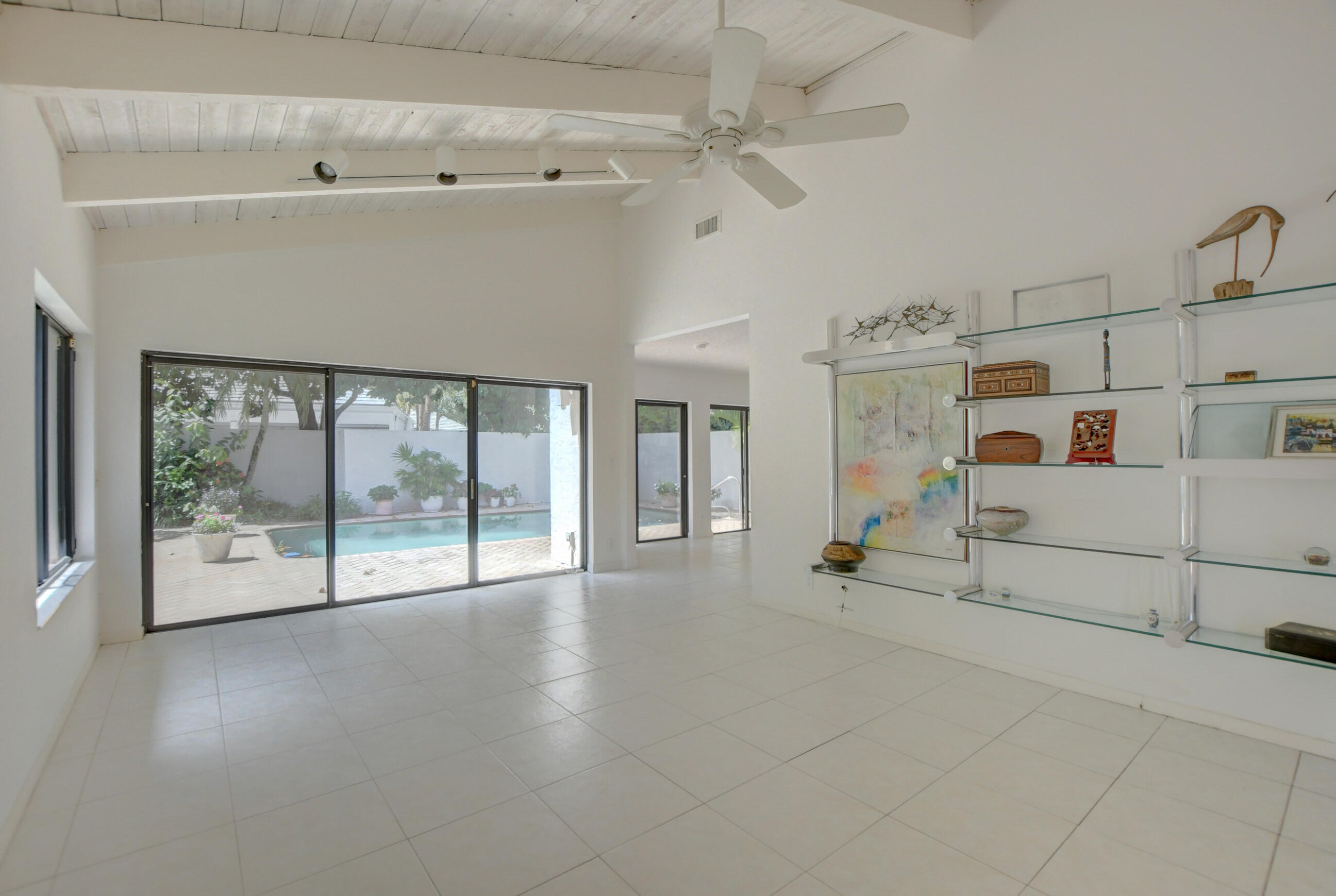 7374 Woodmont Court Boca Raton, FL 33434 - Photo 4 of 42 08_ebf_0036_37_38_39_40