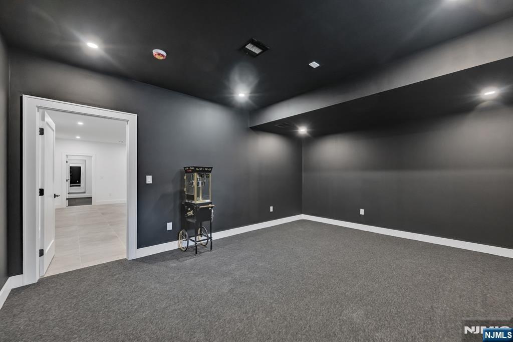 234 Vivien Court Paramus, NJ 07652 - Photo 49 of 50