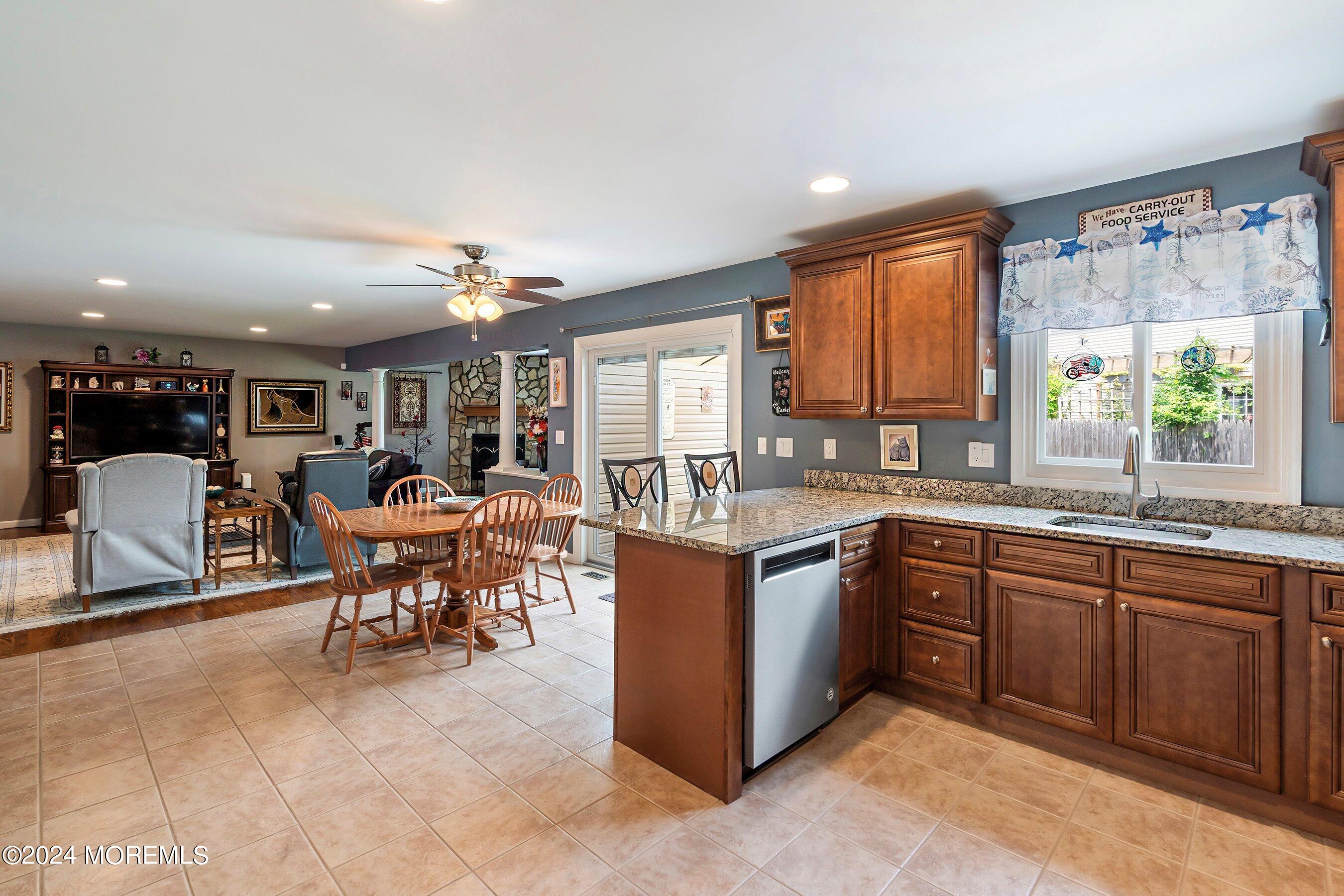 674 Hawks Nest Road Brick, NJ 08724 - Photo 14 of 52 17-Kitchen to Breakfast and Family