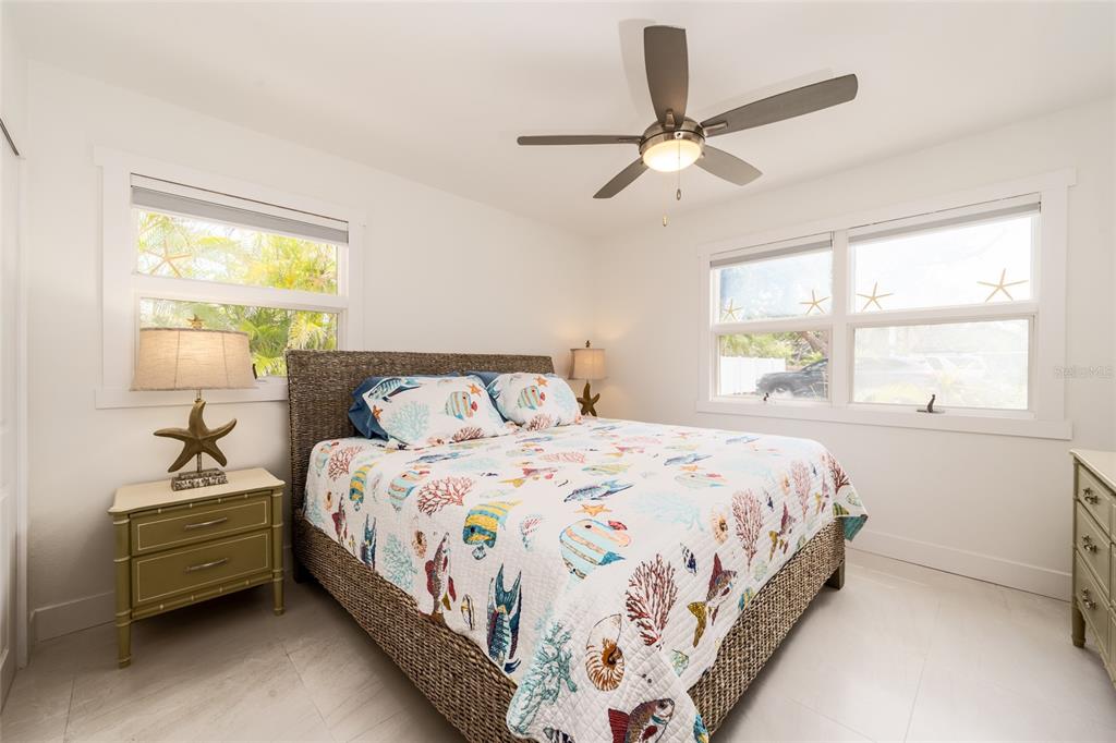 8302 Midnight Pass Road Sarasota, FL 34242 - Photo 38 of 82 Gallery Image 38