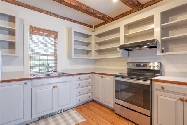 $349,000 | 56 Thomaston Street, Rockland, ME 04841