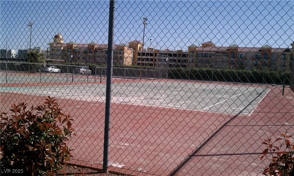 $1,550 | 3930 South University Center Drive, Unit 102, Las Vegas, NV 89119