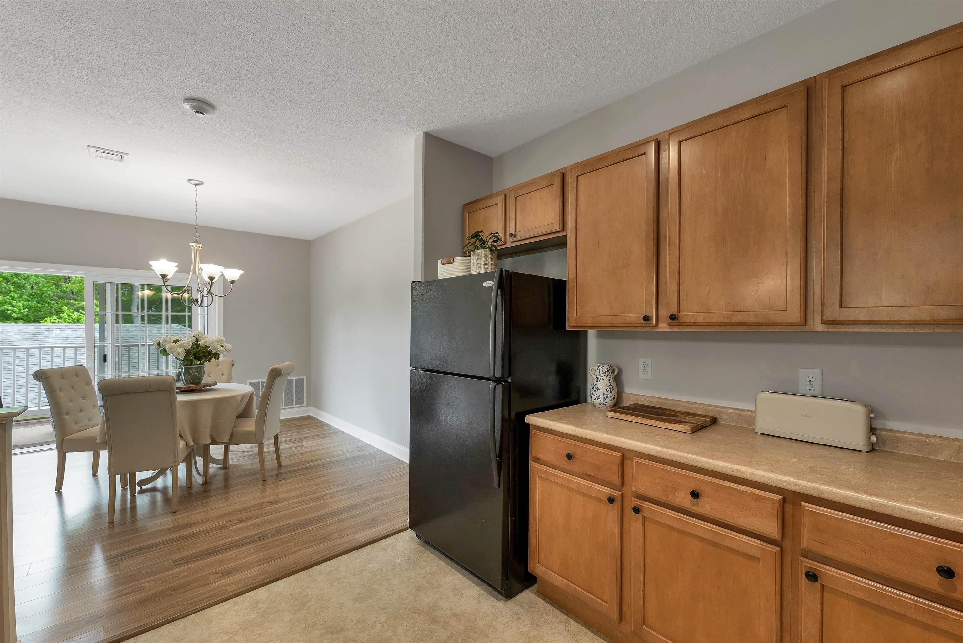 17 Roundabout Way, Unit 5 Manchester, NH 03102 - Photo 20 of 57