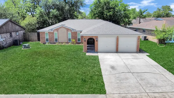 $2,000 | 10707 Shannon Hills Drive, Houston, TX 77099