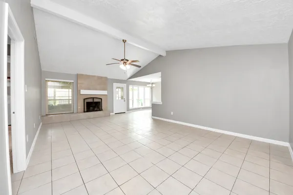 $2,000 | 10707 Shannon Hills Drive, Houston, TX 77099