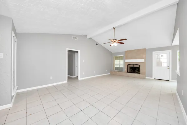 $2,000 | 10707 Shannon Hills Drive, Houston, TX 77099