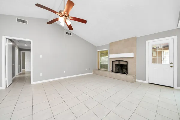 $2,000 | 10707 Shannon Hills Drive, Houston, TX 77099