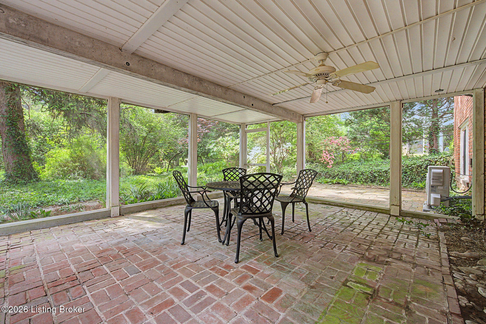 5402 Hempstead Road Louisville, KY 40207 - Photo 38 of 50 5402 Hempstead Rd-41