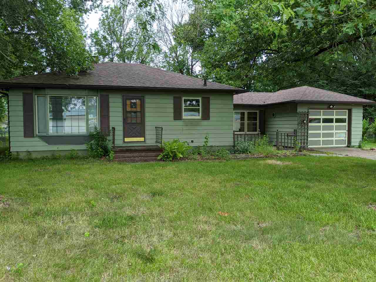 7336 La Porte Road Waterloo, IA 50702 - Photo 3 of 19 Gallery Image 3