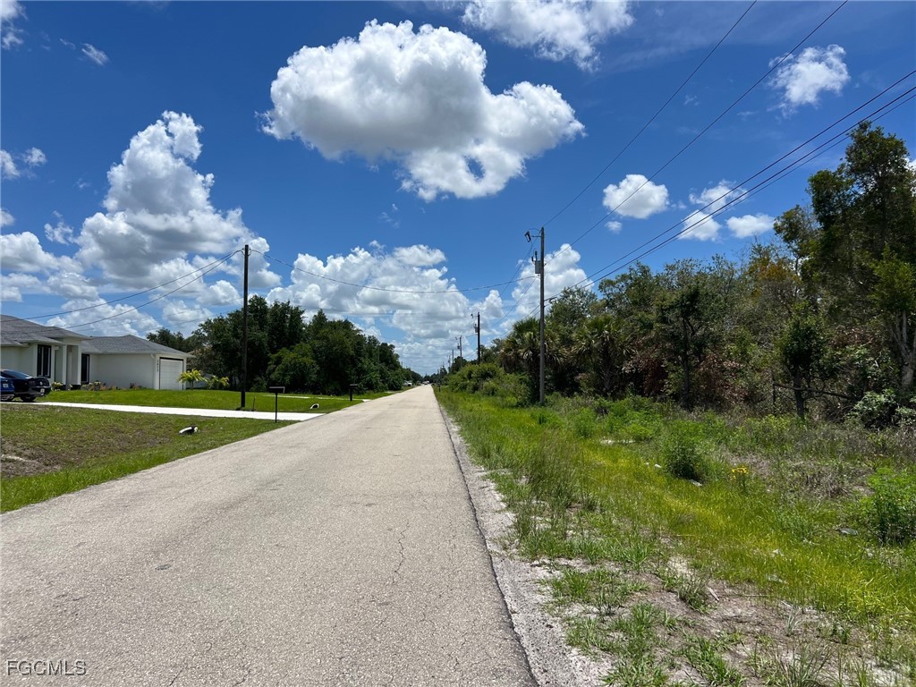 2617 52nd Street Southwest Lehigh Acres, FL 33976 - Photo 2 of 5