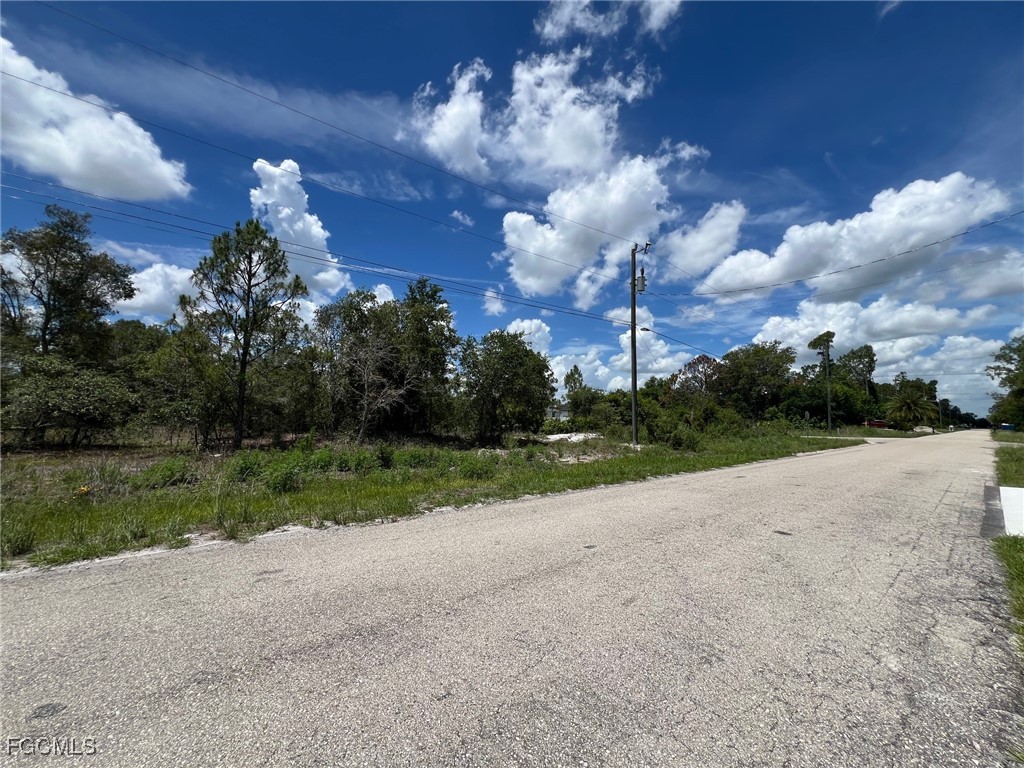 2617 52nd Street Southwest Lehigh Acres, FL 33976 - Photo 5 of 5