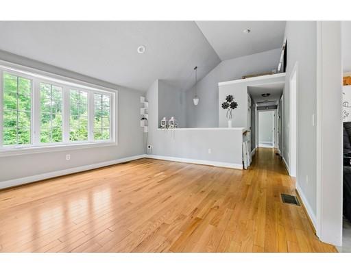 92 Chestnut Road Halifax, MA 02338 - Photo 7 of 26 Gallery Image 7