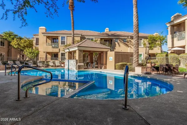 $2,300 | 7887 North 16th Street, Unit 123, Phoenix, AZ 85020