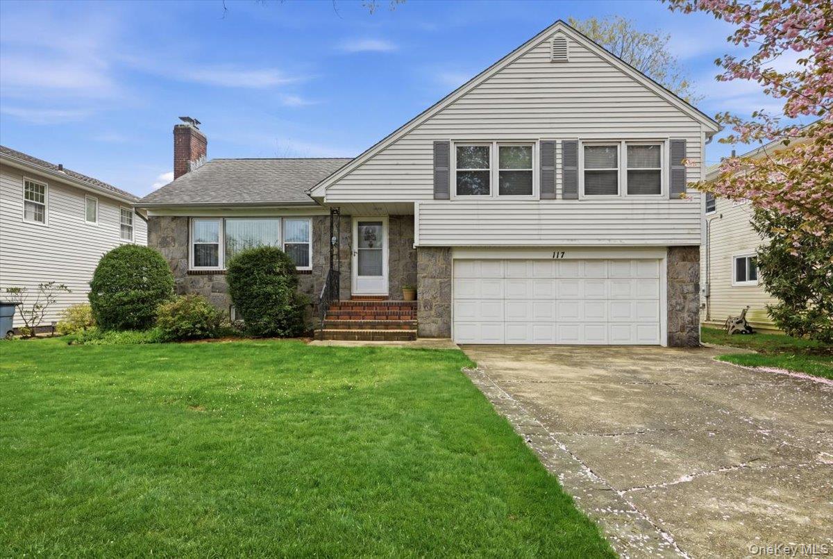 117 Lefferts Road Garden City, NY 11530 - Photo 1 of 33