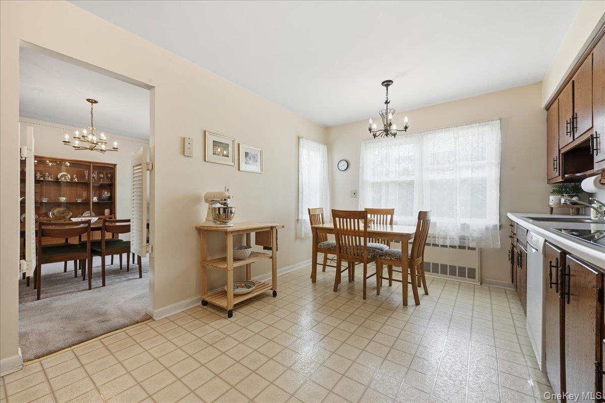 117 Lefferts Road Garden City, NY 11530 - Photo 11 of 33