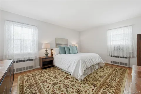 $1,175,000 | 117 Lefferts Road, Garden City, NY 11530