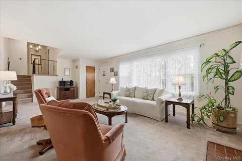 $1,175,000 | 117 Lefferts Road, Garden City, NY 11530