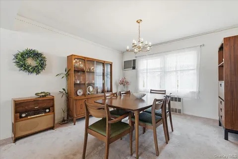 $1,175,000 | 117 Lefferts Road, Garden City, NY 11530
