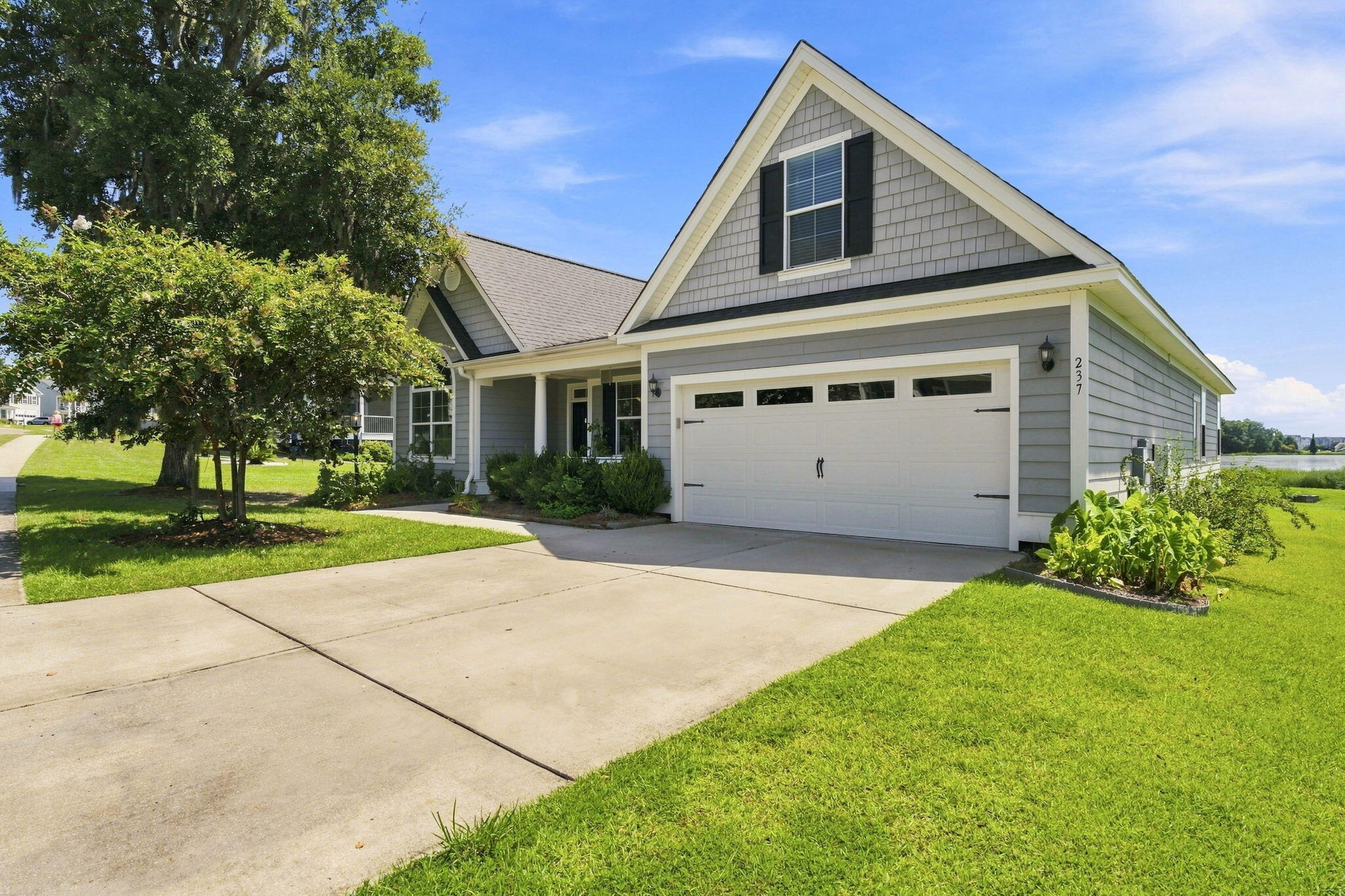 237 Red Leaf Boulevard Moncks Corner, SC 29461 - Photo 4 of 52 Driveway