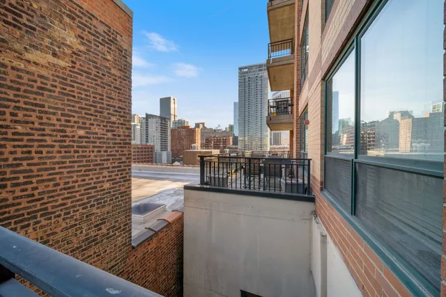 $3,395 | 400 West Ontario Street, Unit 804, Chicago, IL 60654