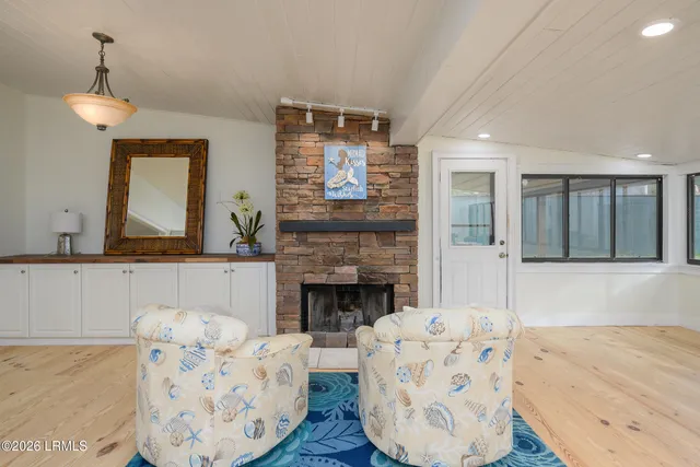 $1,250,000 | 14 Bay Pines Drive, Hilton Head Island, SC 29928