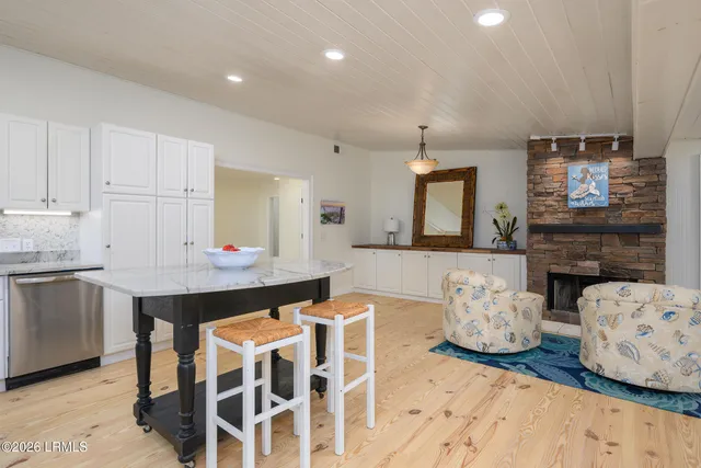 $1,250,000 | 14 Bay Pines Drive, Hilton Head Island, SC 29928