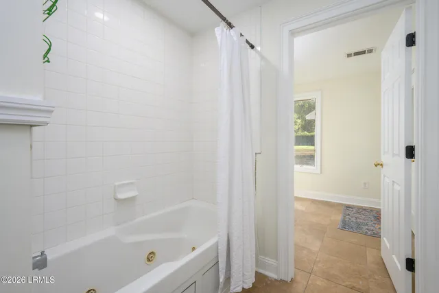 $1,250,000 | 14 Bay Pines Drive, Hilton Head Island, SC 29928