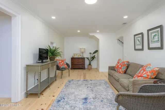 $1,250,000 | 14 Bay Pines Drive, Hilton Head Island, SC 29928