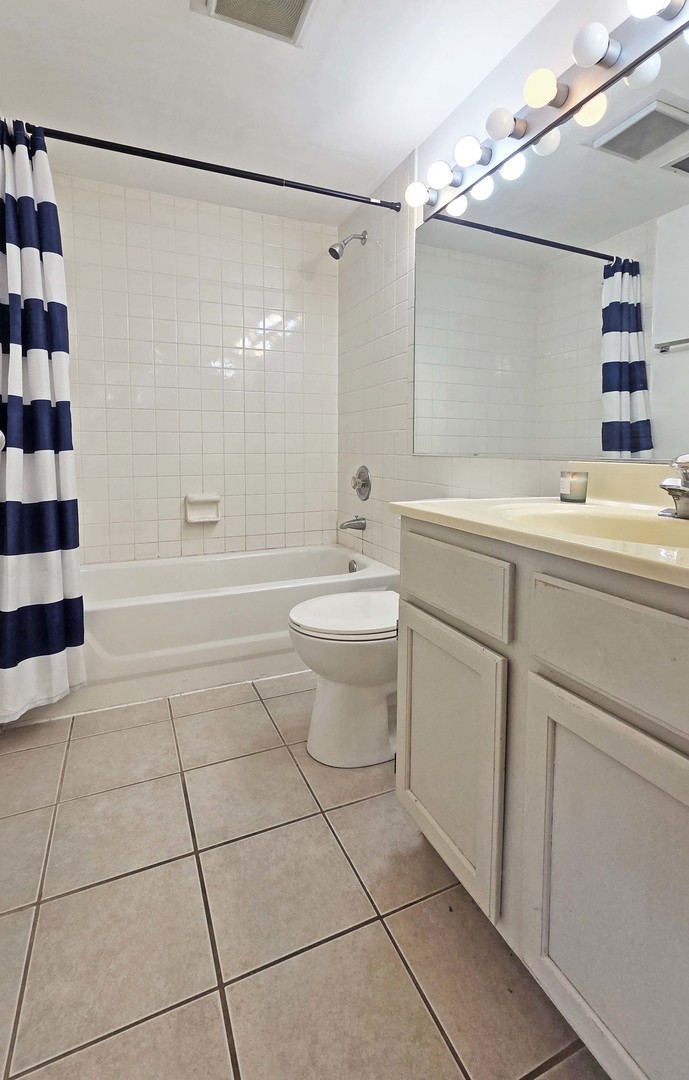 1 Renaissance Place, Unit 805 Palatine, IL 60067 - Photo 13 of 21 Gallery Image 13