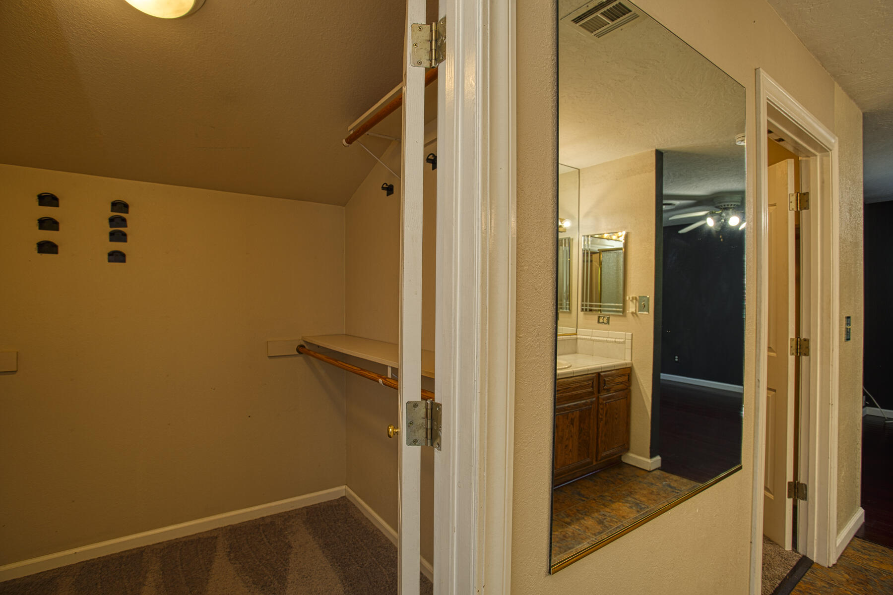 17829 Ranchera Road Shasta Lake, CA 96019 - Photo 20 of 39 a view of a bathroom