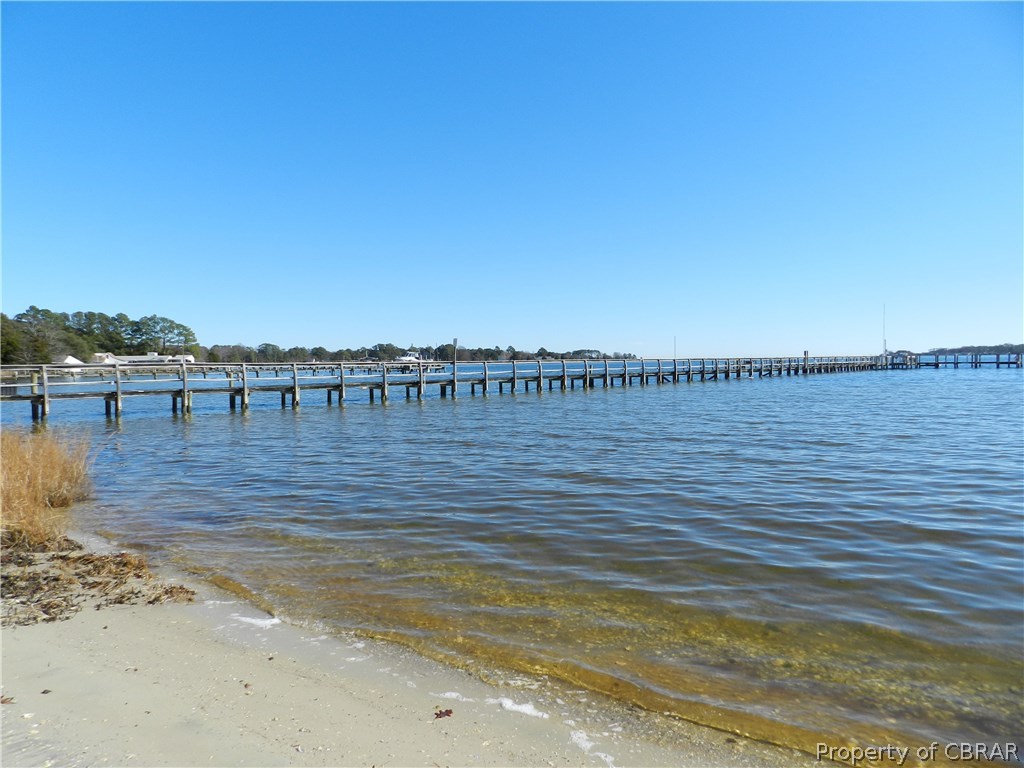 375 Callis Wharf Road, Unit 208 Hudgins, VA 23076 - Photo 6 of 46