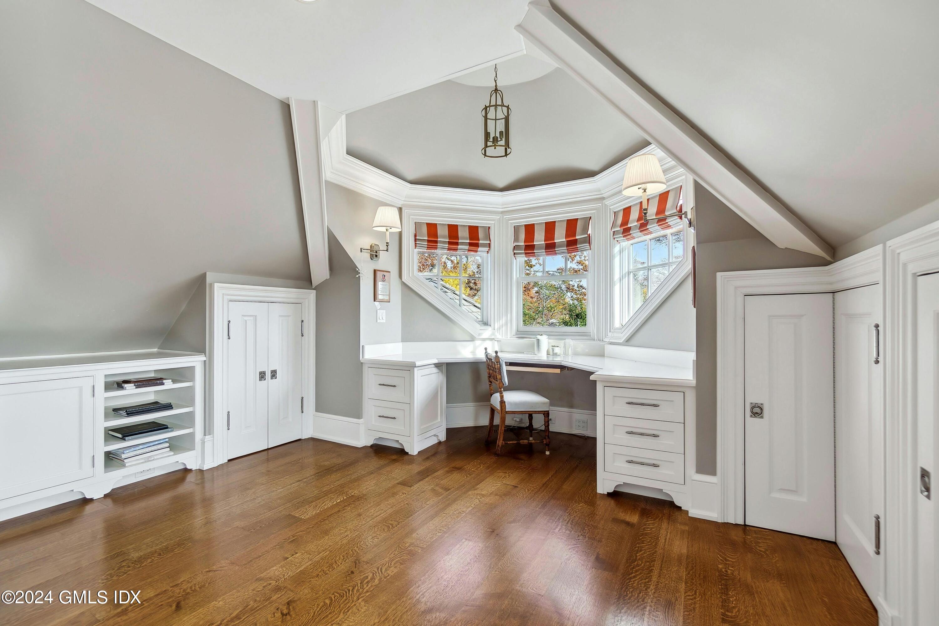 16 Indian Point Lane Riverside, CT 06878 - Photo 27 of 39 027-452914-036_12974747