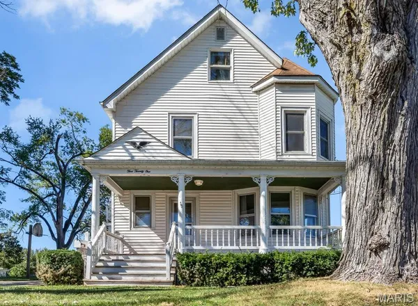 $399,000 | 521 Klingsick Lane, Washington, MO 63090