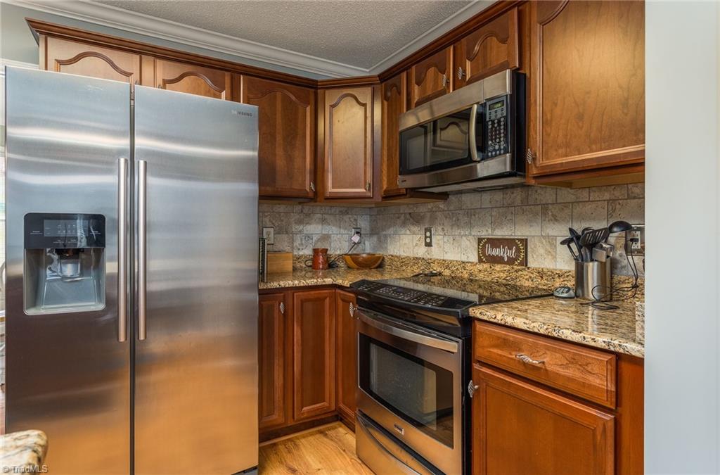 322 Canterbury Road High Point, NC 27262 - Photo 13 of 30 Gallery Image 13