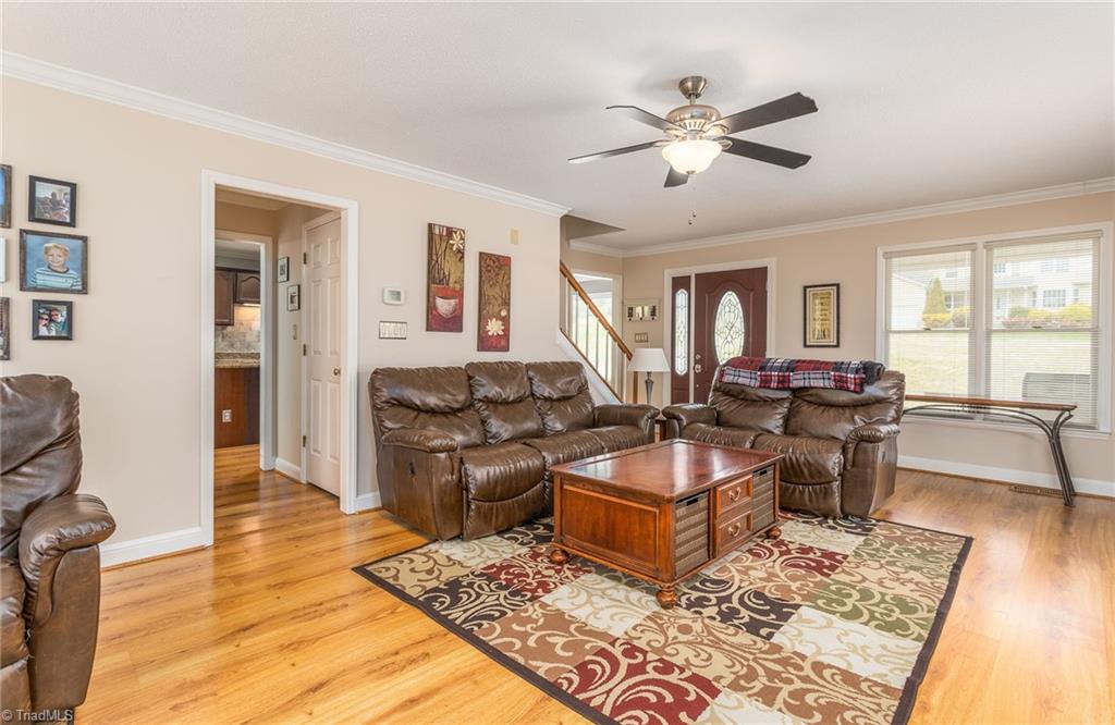 322 Canterbury Road High Point, NC 27262 - Photo 7 of 30 Gallery Image 7