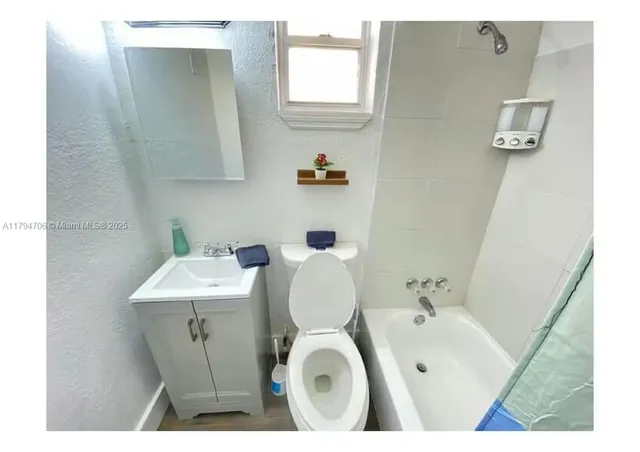 $1,795 | 7638 North Miami Avenue, Unit 2, Miami, FL 33150