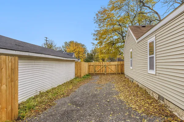 $174,900 | 5603 Sleight Road, Bath, MI 48808