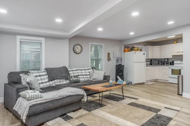 $174,900 | 5603 Sleight Road, Bath, MI 48808