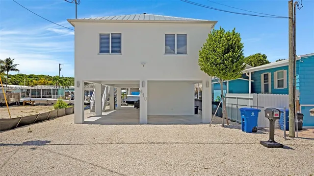 $1,800,000 | 410 Bowie Lane, Key Largo, FL 33037