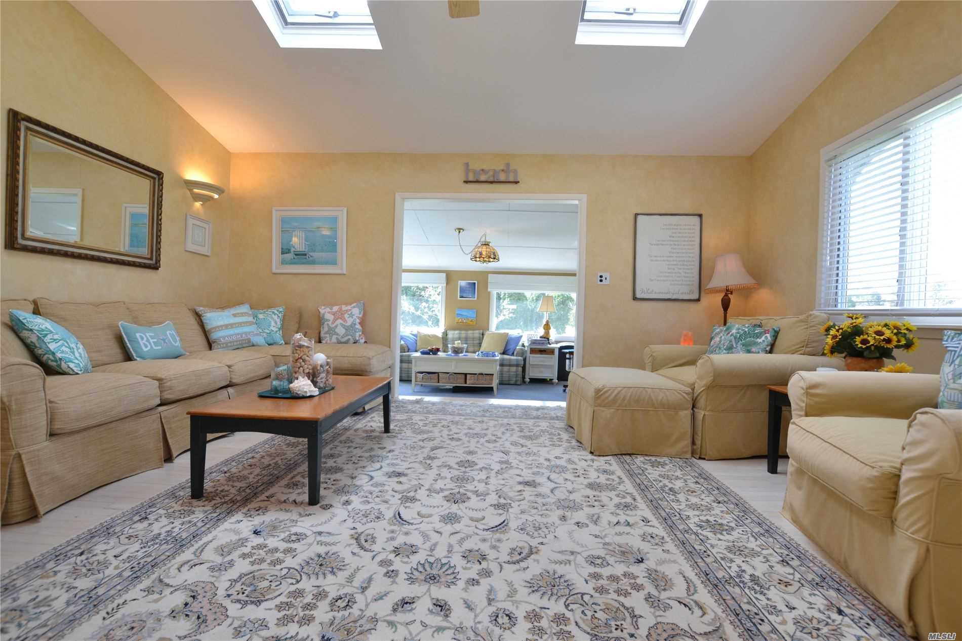 19 Middle Road Hampton Bays, NY 11946 - Photo 20 of 28 Gallery Image 20