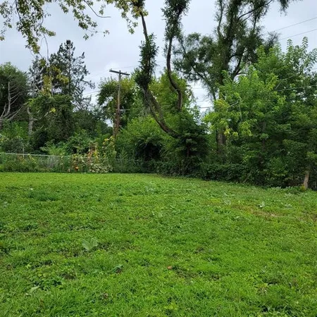 $109,500 | 1687 Bolton Street, Walled Lake, MI 48390