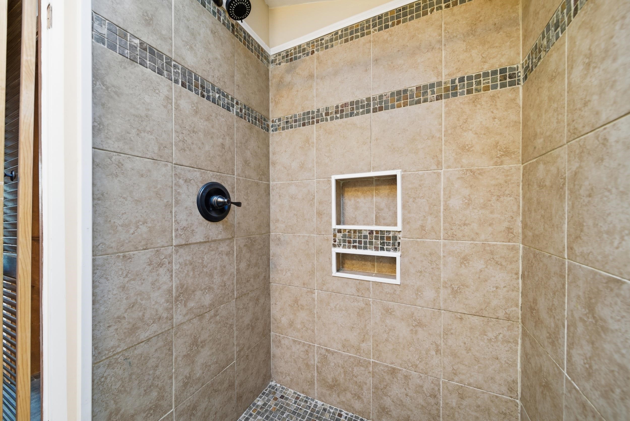 18 North Shore Road Derry, NH 03038 - Photo 18 of 29