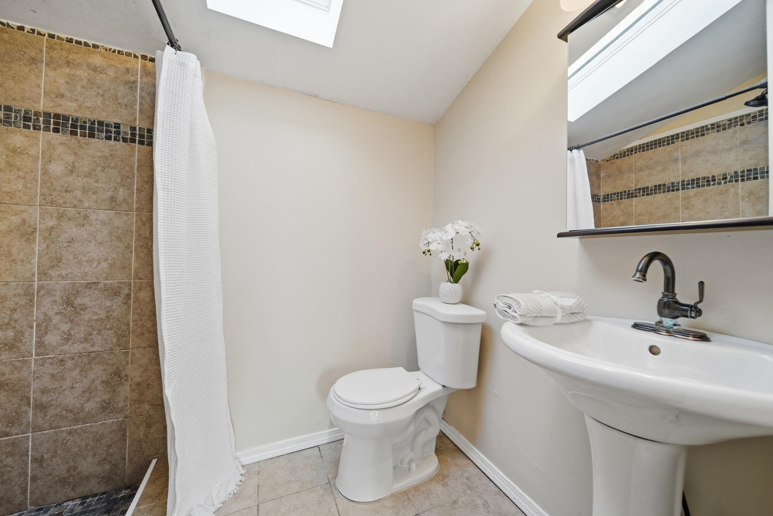 18 North Shore Road Derry, NH 03038 - Photo 19 of 29