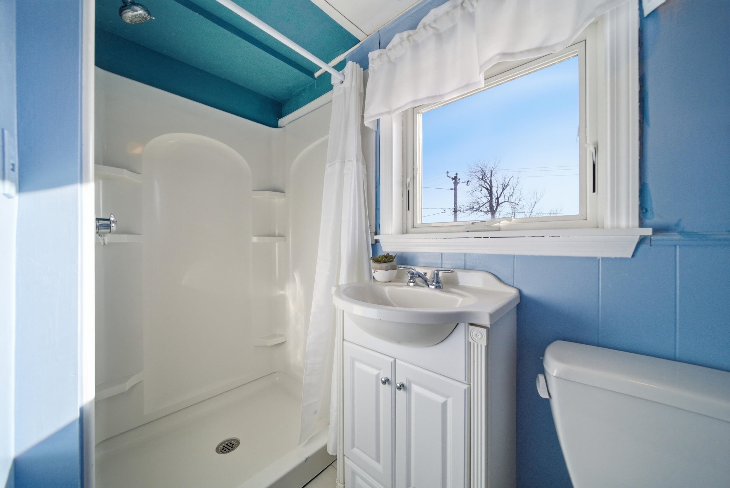 18 North Shore Road Derry, NH 03038 - Photo 25 of 29