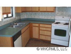 949 Old Country Road Waynesville, NC 28786 - Photo 3 of 22
