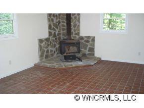 949 Old Country Road Waynesville, NC 28786 - Photo 4 of 22