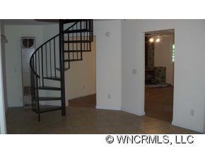 949 Old Country Road Waynesville, NC 28786 - Photo 5 of 22