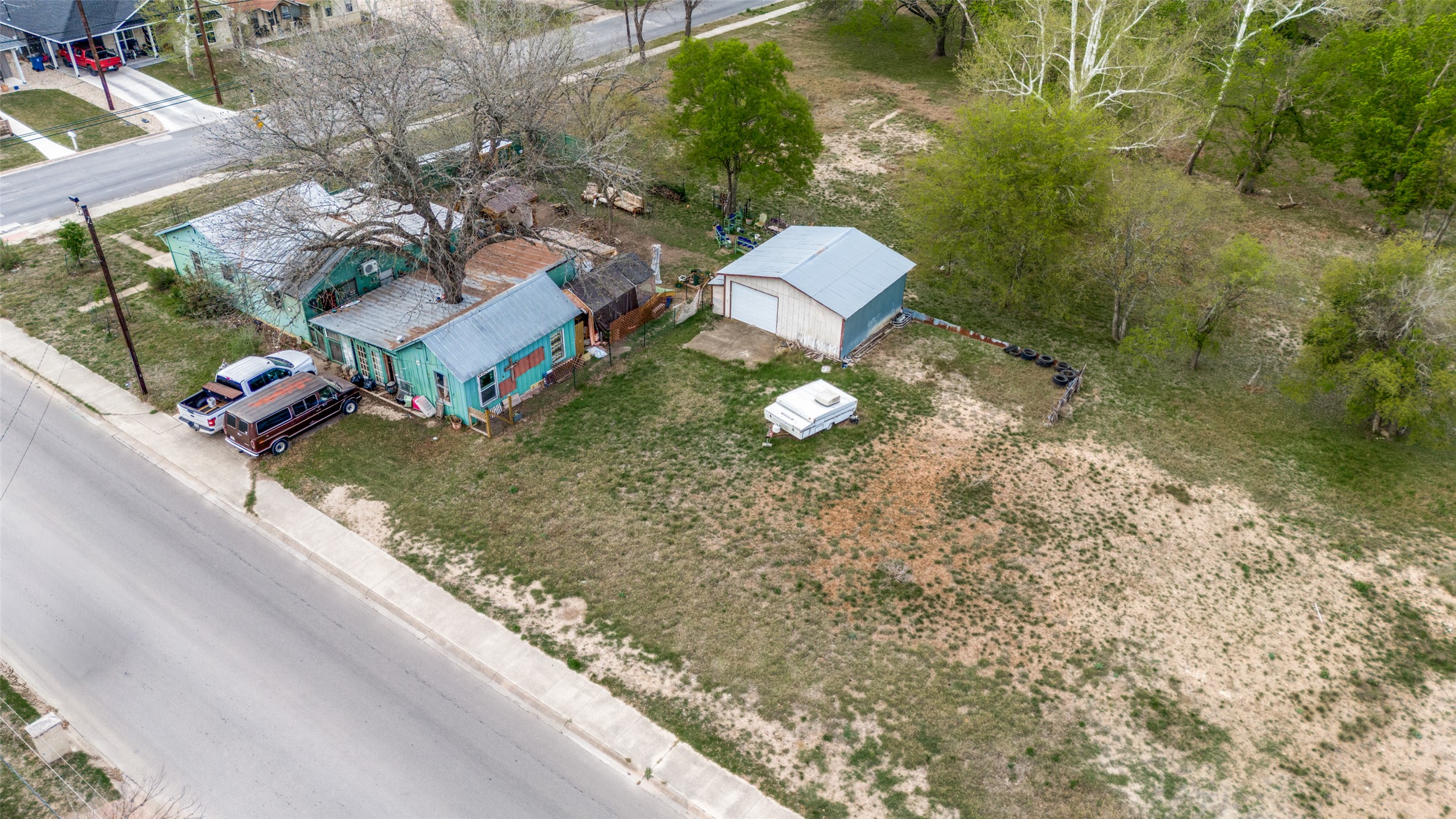 1315 3rd Street Kerrville, TX 78028 - Photo 3 of 5 Drone / aerial view