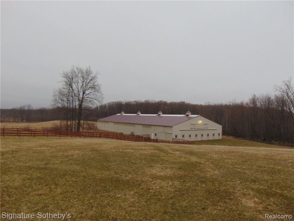 1529 East Brocker Road Metamora, MI 48455 - Photo 7 of 35 4 Pole Barn Indoor Riding Arena.JPG